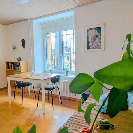 Urban Retreat - Cozy Studio With Private Patio Lejlighed Zürich Eksteriør billede